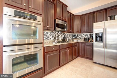 2709 Sheffield Hill Way unit 150, Woodbridge, VA 22191 - photo 4