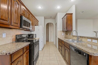 1216 Nora Ln, Denton, TX 76210 - photo 4