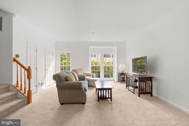 13104 Alpine Dr, Germantown, MD 20874 - photo 4