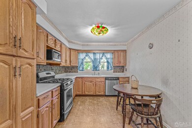 966 Florida Grove Rd, Perth Amboy, NJ 08861 - photo 5