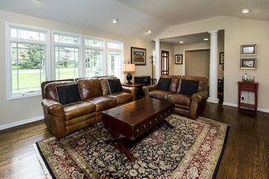 07_Living Room-3