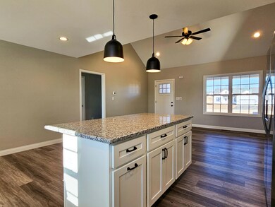 125 Gracelynn Cir, Harrodsburg, KY 40330 - photo 4