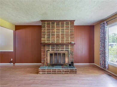 620 Robinhood Dr, Aurora, OH 44202 - photo 7