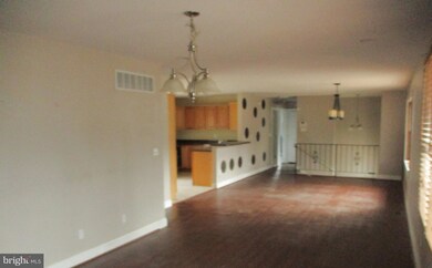 211 Hampton Ave, Mantua, NJ 08051 - photo 5