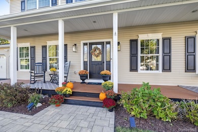 58 Red Maple Way, New Windsor, NY 12553 - photo 5