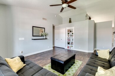 8105 E Des Moines St, Mesa, AZ 85207 - photo 2