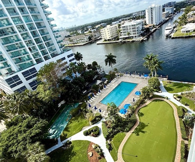 Coral Ridge Towers unit 1120, Fort Lauderdale, FL 33308 - photo 2