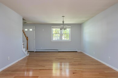 45 Rustic Lane Portland ME-large-012-7-D