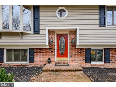 256 Log Cabin Rd, Perkasie, PA 18944 - photo 2