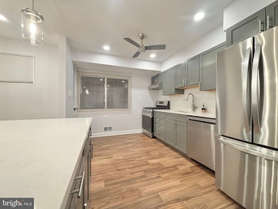 2712 Finch St, Silver Spring, MD 20902 - photo 6