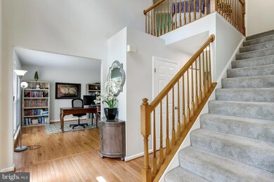 8621 Hillview Rd, Hyattsville, MD 20785 - photo 3