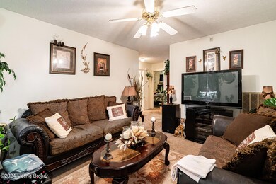 2107 S DIXIE HWY-13