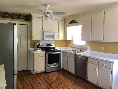 653 Green Pasture Rd, Rocky Mount, NC 27801 - photo 6