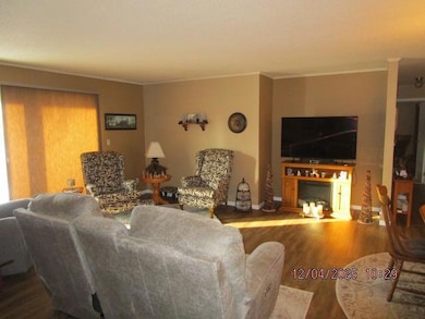 1429 16th Ave N, Wahpeton, ND 58075 - photo 4