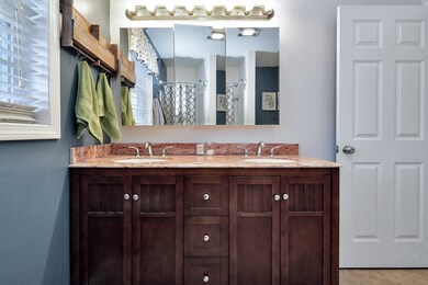 32 Salem St, Lawrence, MA 01843 - photo 6