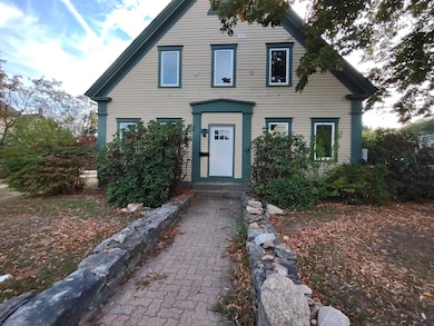 394 Union Ave unit 1, Laconia, NH 03246 - photo 2