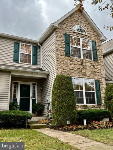 860 Doe Ct, Royersford, PA 19468 - photo 2