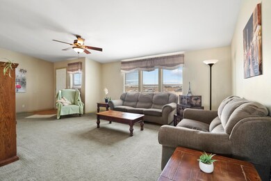 5543 Holiday Ave, Rosamond, CA 93560 - photo 4