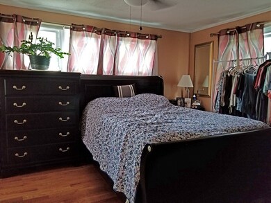 31 Crowningshield Rd, Worcester, MA 01604 - photo 7