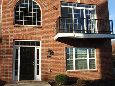 Exterior Front closeup