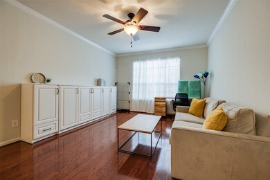 2255 Braeswood Park Dr unit 294, Houston, TX 77030 - photo 6