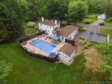 16 Greentree Ln, Byfield, MA 01922 - photo 2