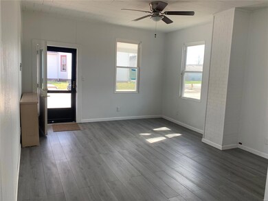 110 S Richland St, Freeburg, IL 62243 - photo 7