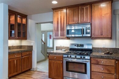 2323 SW 40th St, Redmond, OR 97756 - photo 6