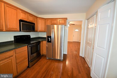 805 W 16th St, Front Royal, VA 22630 - photo 4