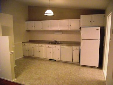 3918 Wren Ct, Rolling Meadows, IL 60008 - photo 5