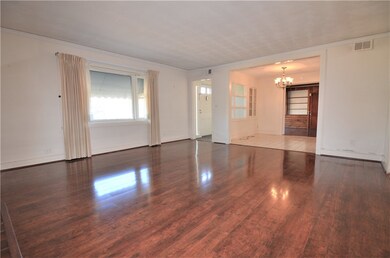 unlisted-address, Warwick, RI 02889 - photo 5