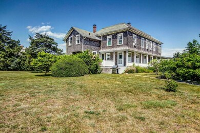 19 Harrison Ave, Vineyard Haven, MA 02568 - photo 2