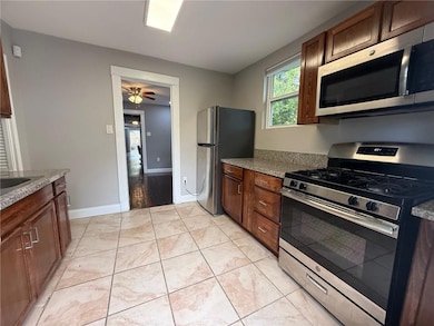 8324 Cohn St, New Orleans, LA 70118 - photo 5