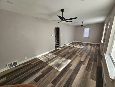 4800 W Green Tree Rd, Milwaukee, WI 53223 - photo 5