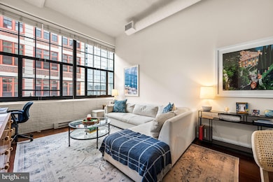 Locust Point unit 409, Philadelphia, PA 19103 - photo 2