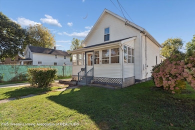 04-917-Clark-Rd-WindowStill