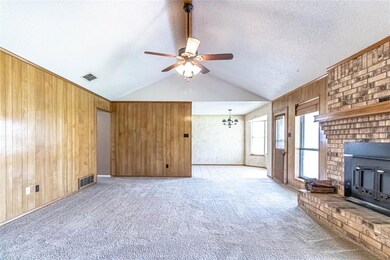 4614 Pecan Ln, Granbury, TX 76049 - photo 6