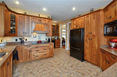 Gourmet Kitchen