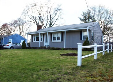 15 Amsterdam Ave, Warwick, RI 02889 - photo 3