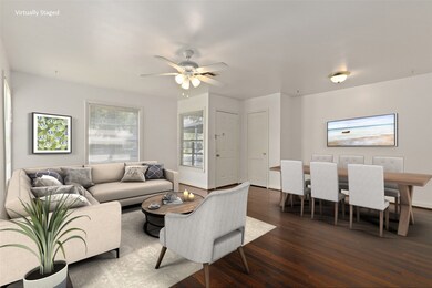 55 Trenwood Ln, Houston, TX 77022 - photo 4