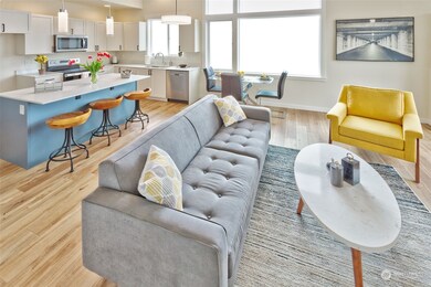 Photos are representative of builder's finished product.