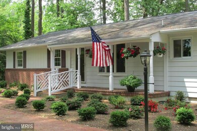 19479 N Snow Hill Manor Rd, Lexington Park, MD 20653 - photo 2