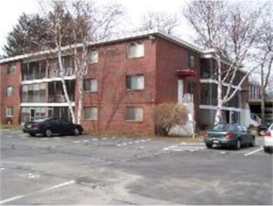 32 Park Ave unit 15, West Springfield, MA 01089 - photo 2