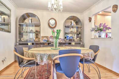 55 Atrium Way Manalapan-large-026-Dining