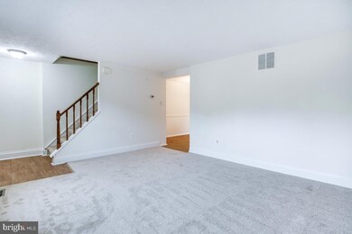 6 Dufief Ct, North Potomac, MD 20878 - photo 5