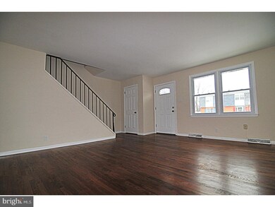 509 W 11th St, New Castle, DE 19720 - photo 2