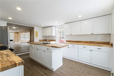 14 W Natick Rd, Warwick, RI 02886 - photo 4