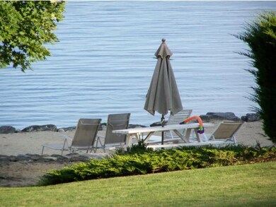 Dock available for adn'l price
