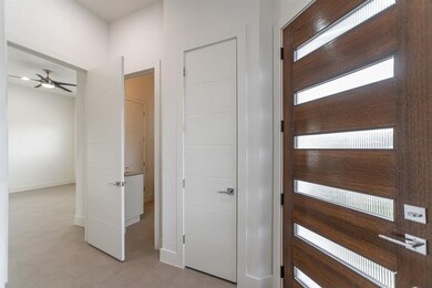 2004 Rosedale St unit C, Houston, TX 77004 - photo 4