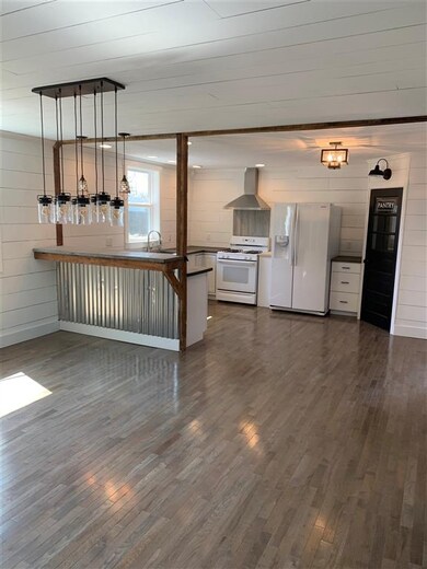 316 S East St, Tipton, IN 46072 - photo 5